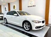 Bán BMW 3-Series 320i sản xuất năm 2018, màu trắng, nhập khẩu 