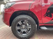 Bán Toyota Hilux năm sản xuất 2020, giá tốt