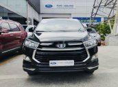 Bán Toyota Innova Venturer đời 2019, màu đen, 1 chủ từ đầu