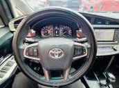 Bán Toyota Innova Venturer đời 2019, màu đen, 1 chủ từ đầu