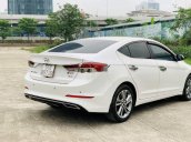 Xe Hyundai Elantra sản xuất 2017, màu trắng, giá chỉ 535 triệu
