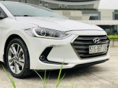 Xe Hyundai Elantra sản xuất 2017, màu trắng, giá chỉ 535 triệu