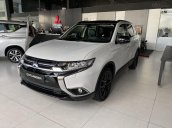 [ Bình Tân ] Outlander 2.0CVT Pre new 100%, tặng 12 chỉ vàng sjc, có góp