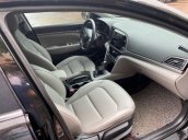 Cần bán lại xe Hyundai Elantra năm sản xuất 2017 còn mới