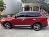 Cần bán Mitsubishi Outlander sản xuất năm 2018, màu đỏ còn mới, 775tr