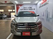 Cần bán gấp Toyota Innova sản xuất năm 2020, màu bạc 