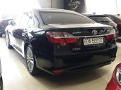 Bán ô tô Toyota Camry sản xuất năm 2018, màu đen chính chủ