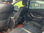 Bán ô tô Mazda 6 2.0 Premium đời 2018, màu đen, giá tốt