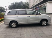 Bán Toyota Innova đời 2009, màu bạc