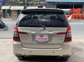 Bán xe Toyota Innova đời 2016, màu vàng chính chủ