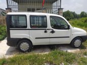 Cần bán gấp Fiat Doblo 2004, màu trắng