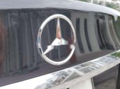 Cần bán lại xe Mercedes C class năm sản xuất 2018, màu đen còn mới