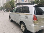 Bán Toyota Innova đời 2009, màu bạc