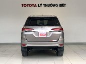 Bán Toyota Fortuner đời 2019, màu xám