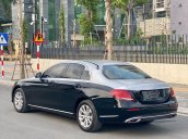 Bán Mercedes E class đời 2017, màu đen