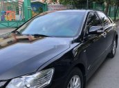 Cần bán xe Toyota Camry đời 2011, màu đen chính chủ, giá tốt