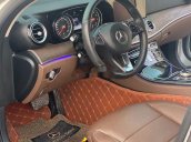 Bán Mercedes E class đời 2017, màu đen