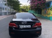 Cần bán xe Toyota Camry đời 2011, màu đen chính chủ, giá tốt