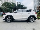 Cần bán gấp Hyundai Tucson năm sản xuất 2018 còn mới