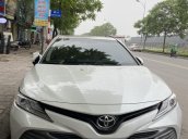 Bán Toyota Camry 2.5Q năm sản xuất 2020, nhập khẩu nguyên chiếc