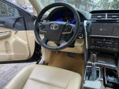 Bán Toyota Camry 2.0E 2016 đăng ký 12/2016 model 2017, xe đi siêu lướt