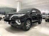 Bán xe Toyota Fortuner năm 2019, màu đen, xe đẹp, siêu lướt, mới đi 26.000km