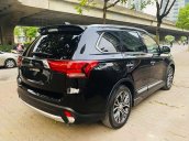 Cần bán lại xe Mitsubishi Outlander 2.0 CVT Premium năm 2018, màu đen chính chủ