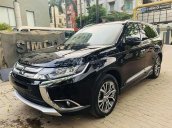 Cần bán lại xe Mitsubishi Outlander 2.0 CVT Premium năm 2018, màu đen chính chủ