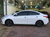 Cần bán lại xe Hyundai Accent sản xuất năm 2018, màu trắng, giá tốt