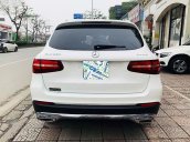 Bán Mercedes GLC-Class sản xuất năm 2017, màu trắng còn mới