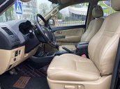 Cần bán gấp Toyota Fortuner năm 2014, màu đen còn mới giá cạnh tranh