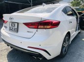 Cần bán xe Hyundai Elantra sản xuất năm 2018 còn mới, giá 595tr