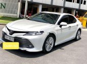 Bán Toyota Camry sản xuất năm 2019, nhập khẩu còn mới