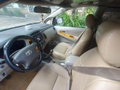 Chính chủ cần bán lại xe Toyota Innova sản xuất năm 2008, màu đen, giá tốt