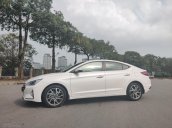 Hyundai Elantra 2019, số tự động, màu trắng