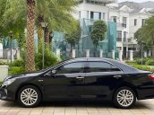 Bán ô tô Toyota Camry sản xuất năm 2018, màu đen chính chủ, 855tr