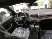 Cần bán xe BMW 3 Series 325i năm sản xuất 2005, nhập khẩu nguyên chiếc còn mới, giá tốt