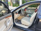 Cần bán gấp Toyota Camry năm sản xuất 2010 còn mới