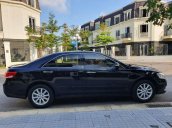 Cần bán gấp Toyota Camry năm sản xuất 2010 còn mới