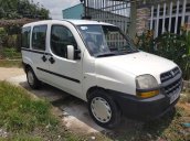 Cần bán gấp Fiat Doblo 2004, màu trắng