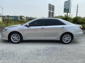 Bán Camry 2.0E 2017 form mới, đèn 2 bi