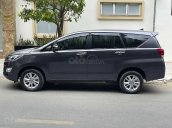 Cần bán Toyota Innova E 2.0L năm 2019, màu xám số sàn, giá 635tr