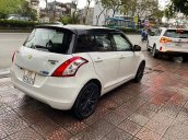 Cần bán Suzuki Swift RS năm 2017, màu trắng, 475tr