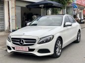 Cần bán xe Mercedes C200 sản xuất cuối 2015