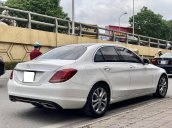 Cần bán xe Mercedes C200 sản xuất cuối 2015