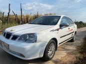 Cần bán gấp Daewoo Lacetti năm sản xuất 2004, 96 triệu