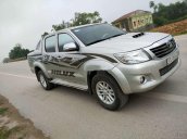 Cần bán Toyota Hilux sản xuất 2013 còn mới