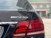 Cần bán lại xe Mercedes E250 AMG 2015, màu đen còn mới