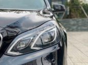 Cần bán lại xe Mercedes E250 AMG 2015, màu đen còn mới