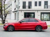 Liên hệ ngay để mua chiếc C300 AMG 2018 với giá tốt nhất